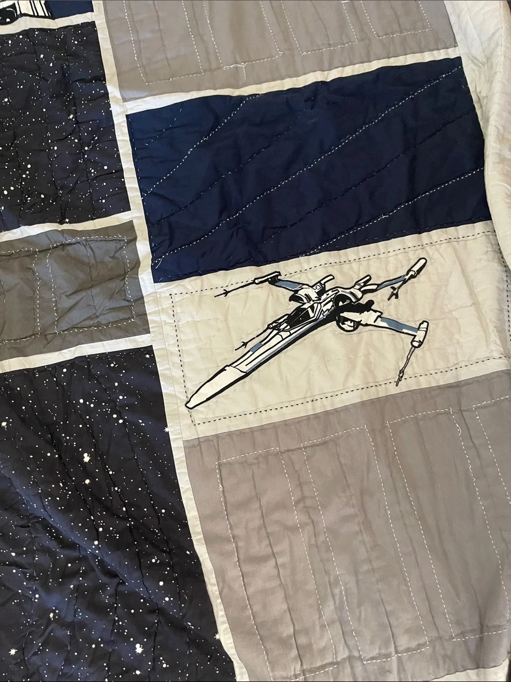 Pottery Barn Kids Star Wars Patchwork Full size Quilt, 1 Euro Sham, 1 Reg Sham